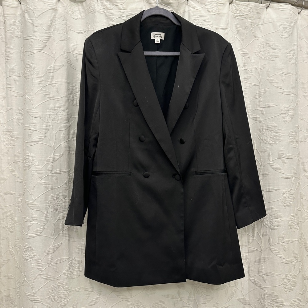 Black Double-Breasted Blazer
